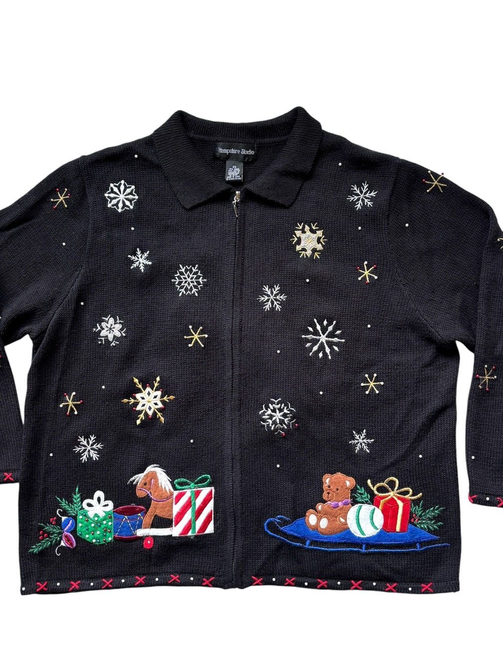 Cardigan Sweater Embroidered  Beaded Santa Christmas 2X Bears Gifts Hampshire